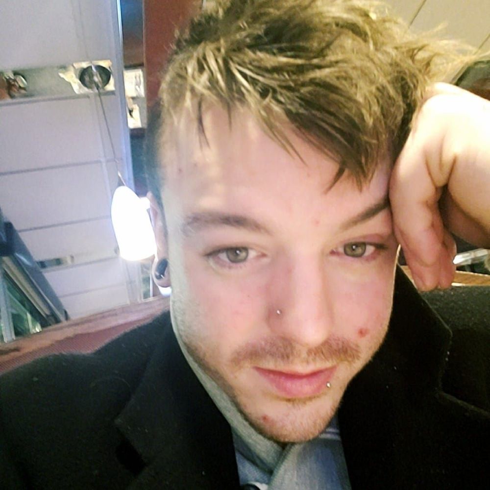 Meet your Posher, Cody